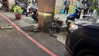 7旬翁吃感冒藥頭暈恍神　開車猛撞騎樓柱