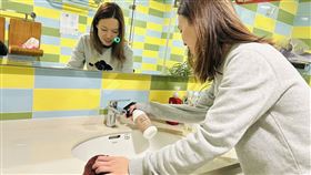 趁年前為浴室進行深層除霉清潔。（圖／486團購提供） 