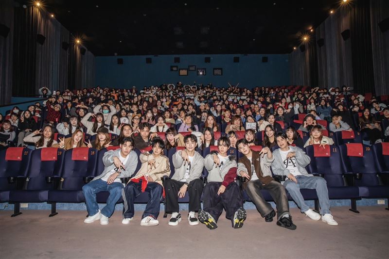 全新影集《男公館》宣傳見面會，現場近300位粉絲熱情參與。（圖／男公館提供）