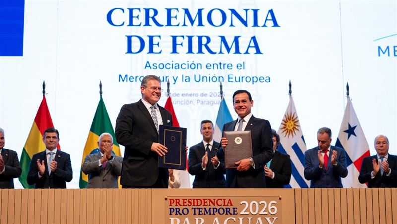 在談判超過25年後，歐盟與南美洲的南方共同市場（Mercosur）集團17日正式簽署一項雙方期待已久的自由貿易協定。（圖／翻攝自X平台 @mercosur）