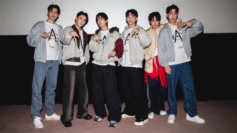 男公館6王牌齊現身！陳奕揹吳思賢表情變