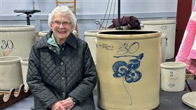 美國奶奶家放了40年的陶缸竟是值錢的寶物。（圖／取自Colleen Williams presents）