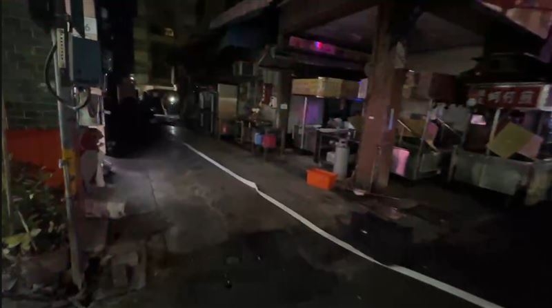 現場一度發出驚人爆炸聲。（圖／翻攝畫面）