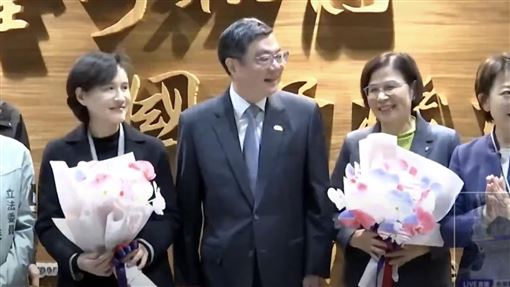 卓榮泰親迎！鄭麗君：感受到世界看好台灣