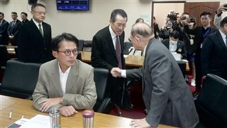 黃國昌帶走「機密資料」　沈伯洋還原現場