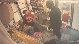 檳榔嬤遇搶劫「一碗湯端著倒退嚕」畫面曝