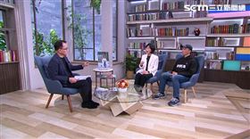 蘇巧慧和丈夫龍男·以撒克·凡亞思一起接受《話時代人物》節目主持人鄭弘儀專訪（圖／話時代人物）