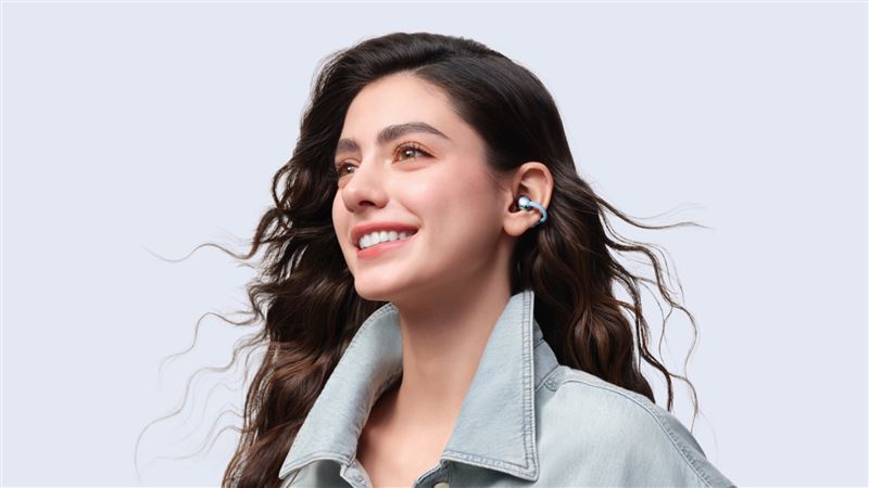 HUAWEI FreeClip 2輕盈舒適。（圖／品牌業者提供）