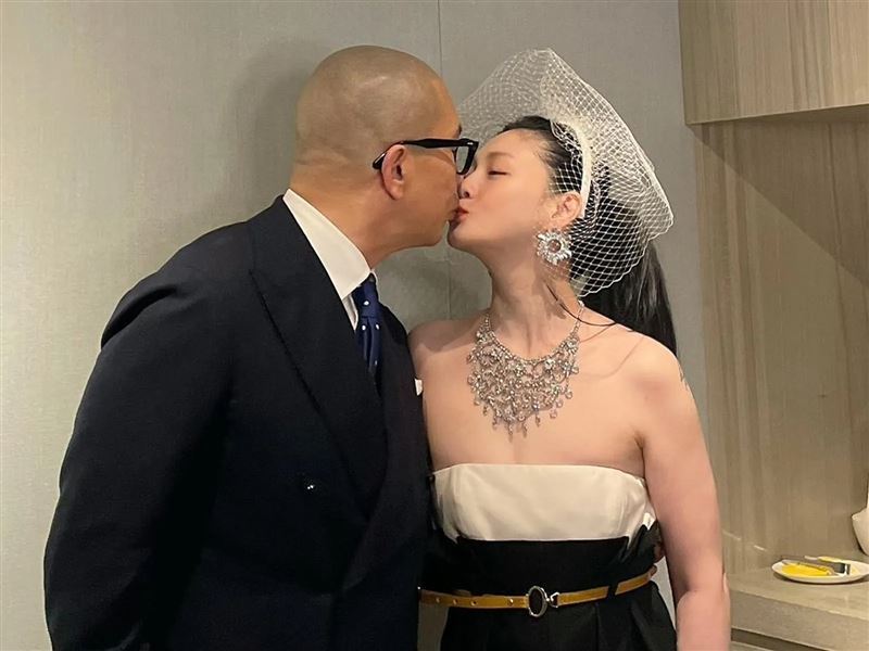 大S遺產汪小菲碰不到原因曝光！會計師胡碩匀揭1關鍵，汪小菲最多只有200萬。（圖／翻攝自大S臉書）