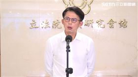 黃國昌帶走國防機密資料稱不小心（圖／翻攝畫面）