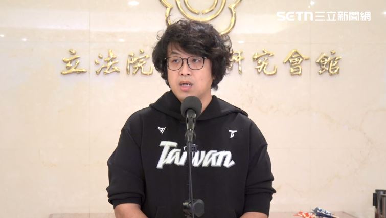 沈伯洋談黃國昌「5分鐘問問題」爭議。（圖／翻攝畫面）