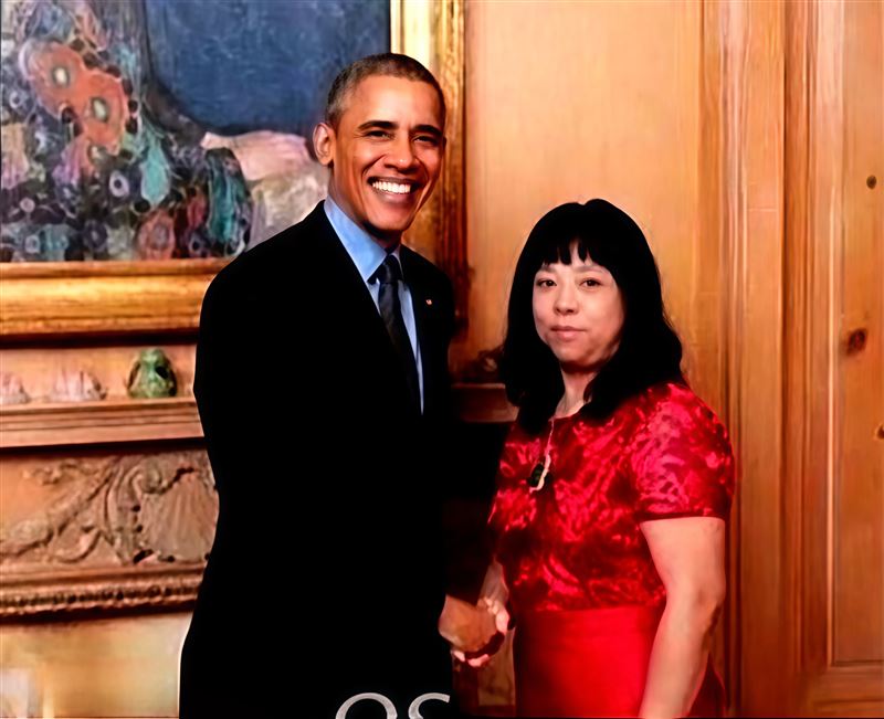 吳佩慈「婆婆」崔麗杰還曾是時任美國前總統歐巴馬的座上賓。（圖／翻攝自微博）