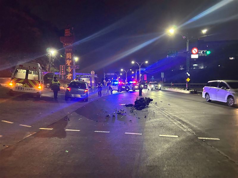 警方獲報到場處理事故。（圖／翻攝畫面）