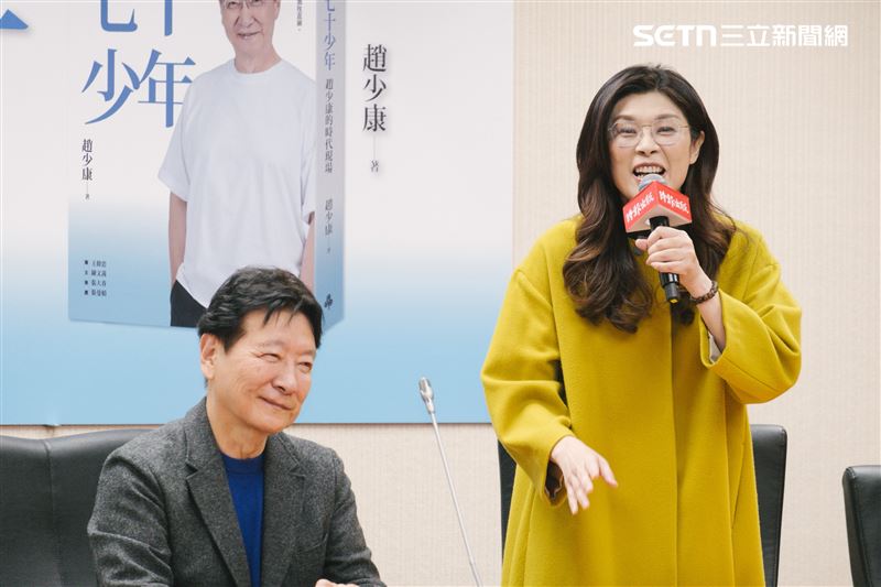 鄭麗文出席趙少康新書發表會致詞。（圖／記者楊士誼攝影）