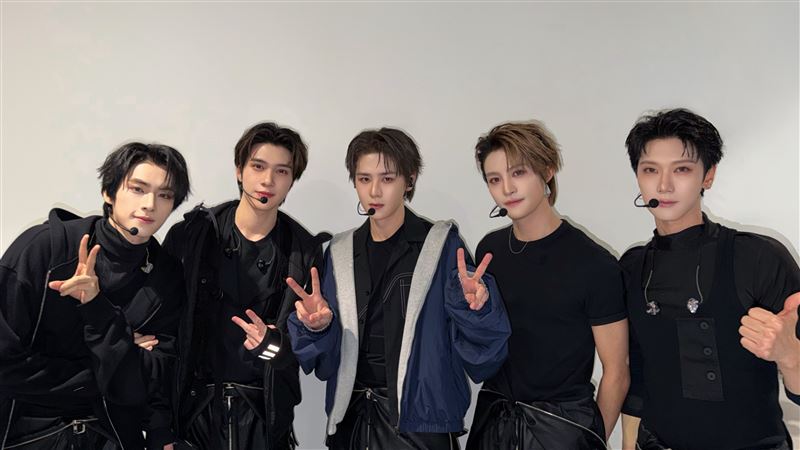 NCT小分隊威神V現身經紀人婚禮。（圖／翻攝自X平台 @WayV_official）