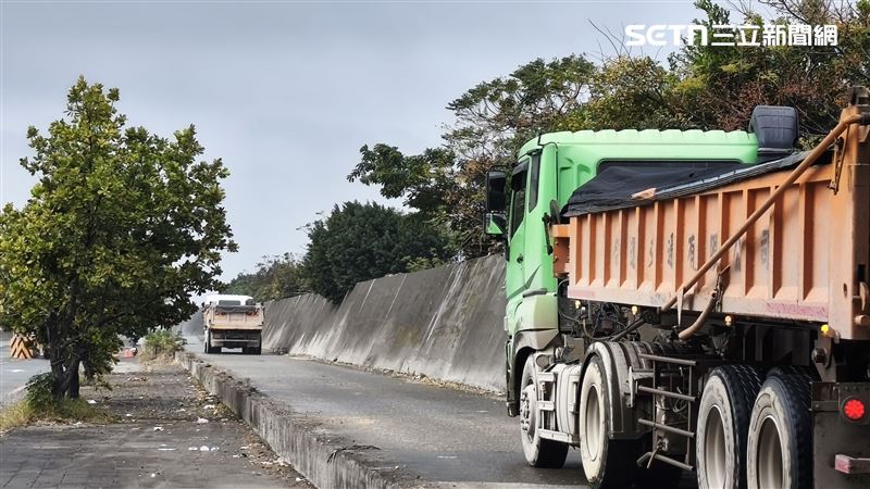「土方之亂」並未隨國土署祭出精進措施平息，營造公會指出，國土署提出的措施如同在畫大餅，實務上未能即時實施，甚至根本不可行，讓產業無路可走淪為棄兒。（示意圖／記者陳韋帆攝影）