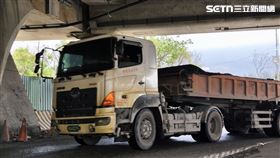 土方,砂石車,營造公會理事長陳煌銘。（圖／記者陳韋帆攝影）