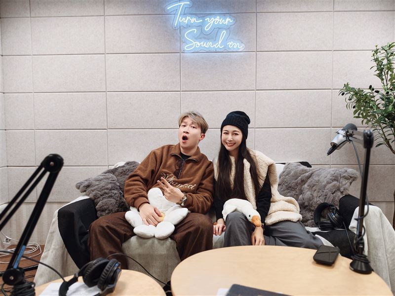 熟識的兩人在節目上火力全開 互虧互嗆毫不避諱（圖／SoundOn提供）