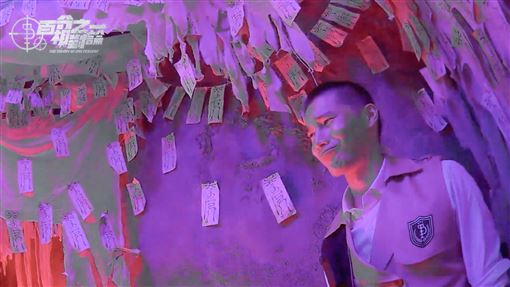 宋偉恩忍喉部不適遭捉弄　黃偉晉接棒現身