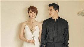 曹政奭（右）與Gummy（左）於2018年結婚。（圖／翻攝自IG）