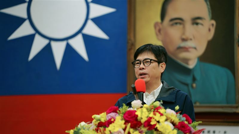 由於緊接著就是春節、各項展演活動以及年底的九合一選舉，陳其邁盼治安與交通趙瑞華可無縫接軌。（圖／市警局提供）