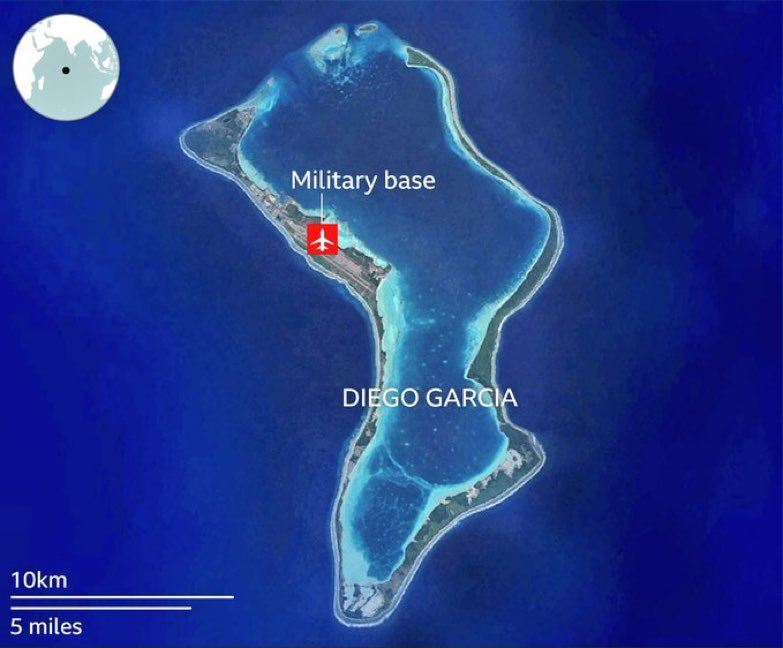 英國移交查戈斯群島主權後，繼續租借英美基地所在的迪戈加西亞島至少99年。（圖／翻攝自X平台 @AdameMedia）
