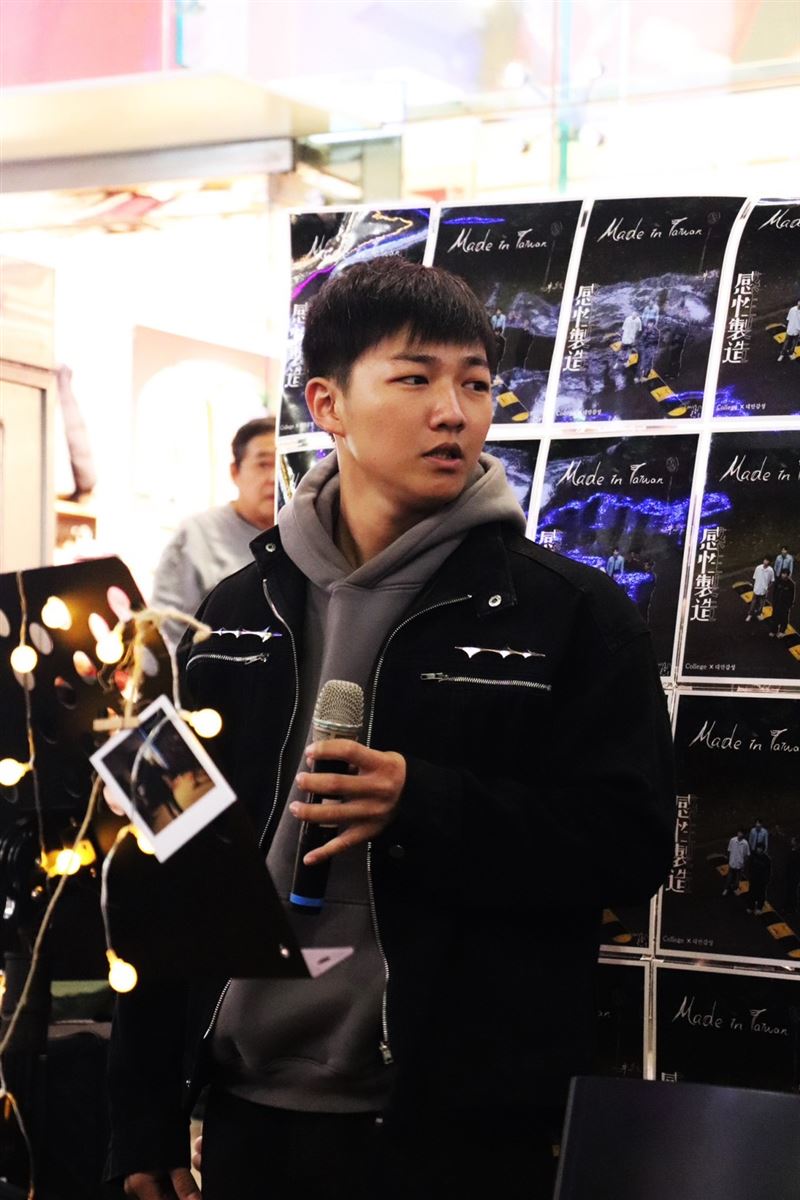 洪帷翔得知吳亦帆是歌唱選秀踢館大魔王，當場傻眼。（圖／台北海大提供）