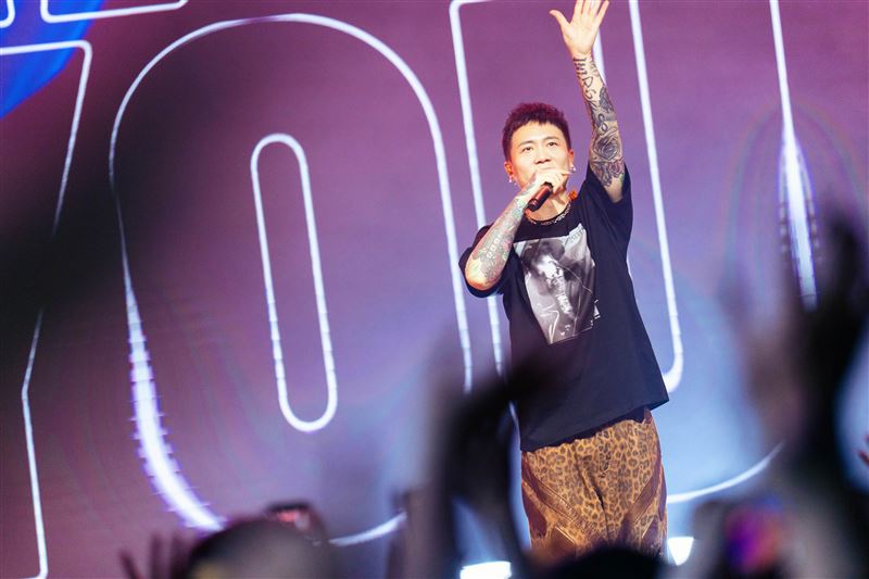 蕭秉治舉辦「活著 Alive」演唱會上海、南京站。（圖／相信音樂提供）