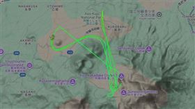 疑似為失事的阿蘇火山觀光直升機航跡圖。（圖／flightradar24）