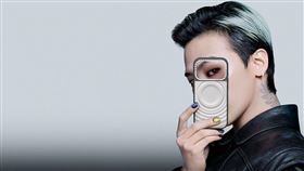 CASETiFY宣布G-DRAGON成為首位全球代言人，揭開品牌15週年結合文化影響力與大膽創意的全新篇章。