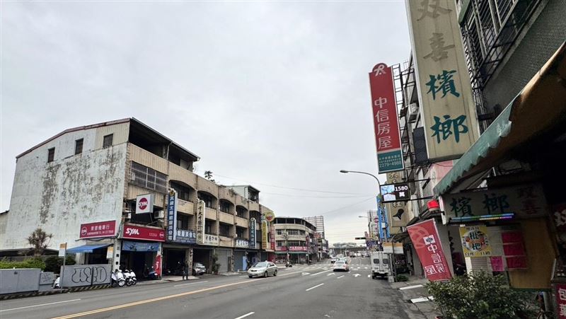 全台10大遷徙熱區竟有7個房價出現修正，其中又以台中太平跌幅1成最慘烈，顯示人口紅利下，已不再是房價不墜的保證。（圖／中信房屋提供）