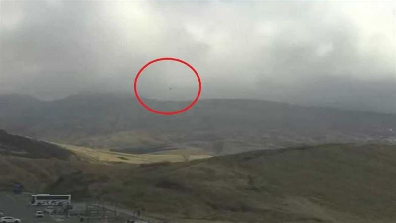 阿蘇直升機殘骸找到了！2台人生死不明　鏡頭疑捕捉「冒黑煙墜毀」瞬間