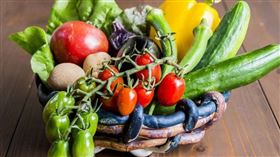 2026火馬年開運色出爐！這樣吃好運旺旺來