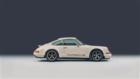 Theon Design Porsche 964 Restomod。（圖／翻攝Theon Design網站）