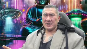 館長提及中國直播帶貨。（圖／翻攝自YT @館長惡名昭彰）