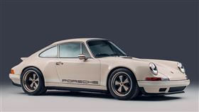 Theon Design Porsche 964 Restomod。（圖／翻攝Theon Design網站）