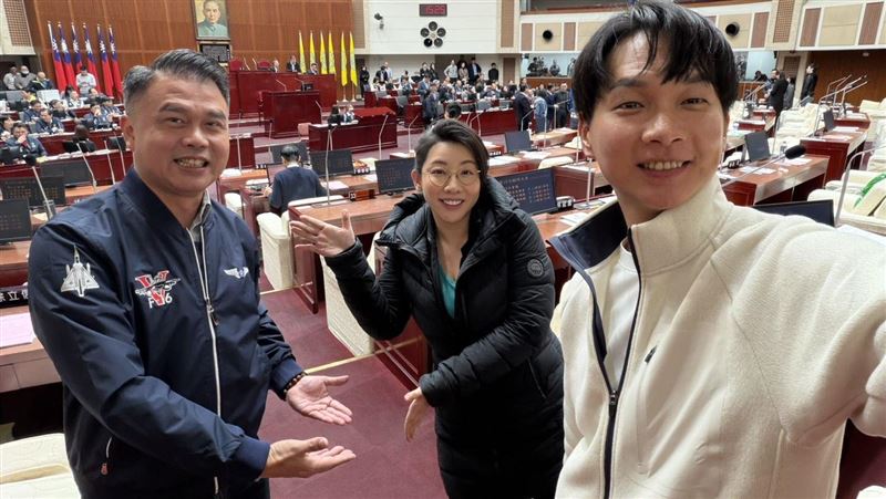 藍白嫌隙？北市二備金表決民眾黨議員棄權