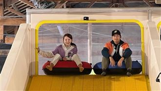 林莎（左）、孫協志同框。(圖／中視提供)