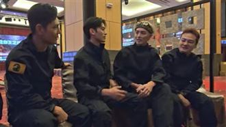 為3萬元鬧翻經紀人互告　男星首露臉認了