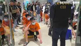 四海幫海森堂成員赴菲律賓設立詐騙機房遭逮遣返。（圖／翻攝畫面）