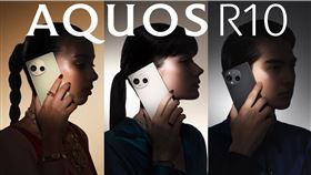 台灣大哥大門市申辦指定方案或購買SHARP AQUOS R10手機，直接送「夏普燒烤微波爐」乙台。