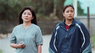 女星街頭搭訕　路人全嚇到背後原因曝光