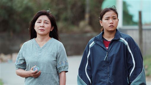 女星街頭搭訕　路人全嚇到背後原因曝光