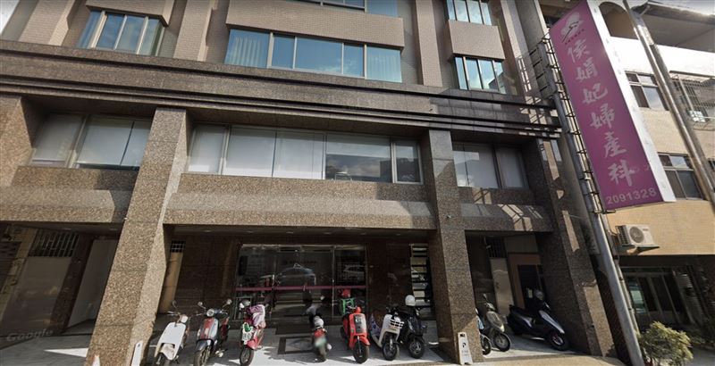 侯娟妃婦產科診所去年無預警停業。（圖／翻攝自Google Map）