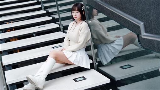 獨／過夜大9歲男星　啦啦隊女神突認分手