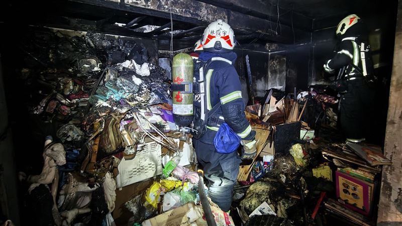 基隆市樂利三街一處社區發生火警，釀成2死4傷（圖／翻攝畫面）