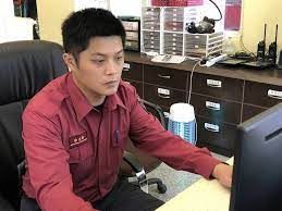殉職小隊長詹能傑消防資歷20年，弟弟也是消防員。（圖／翻攝自臉書《基隆市消防局-角落消火伴》）