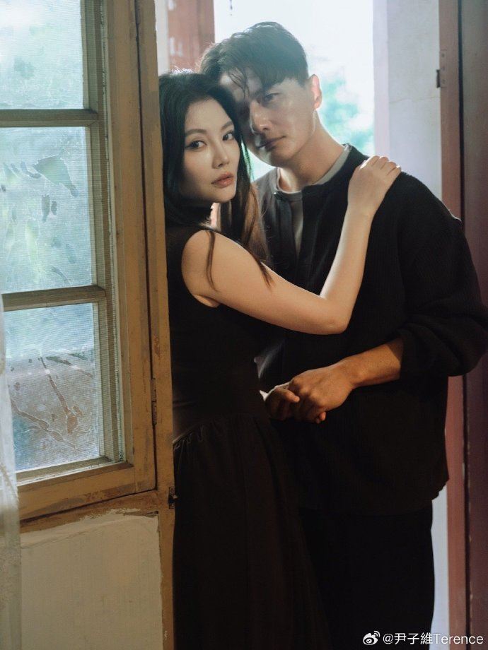 徐冬冬、尹子維原定2月26日辦婚禮。(圖/翻攝自尹子維微博)