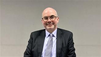 谷立言：相信台美能解決關稅問題美國在台協會處長谷立言20日在德州休士頓接受中央社專訪表示，台美持續討論貿易、關稅等議題，相信將能解決這些問題，達到互利。中央社記者侯姿瑩休士頓攝  114年5月21日