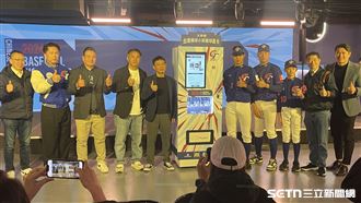 小英雄球員卡第二彈　3傳奇球星現身推廣